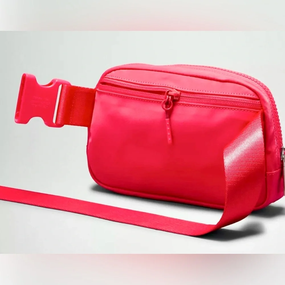 NWT Lululemon Everywhere Belt Bag-Lip Gloss Pink - Picture 6 of 7
